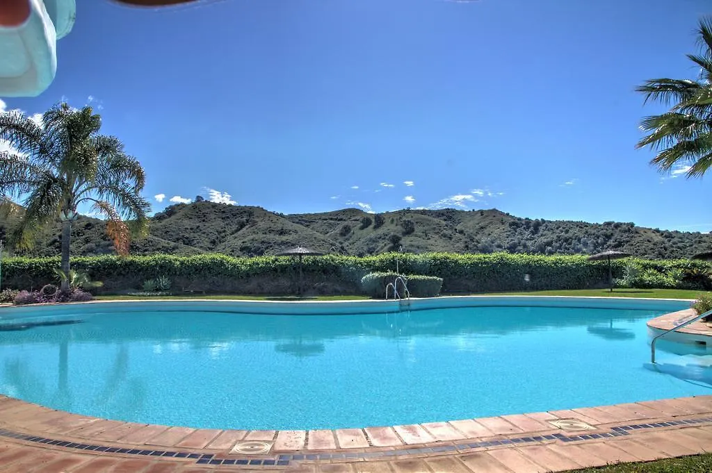 Vista Golf Luxury & Sea View Apartment Benahavis