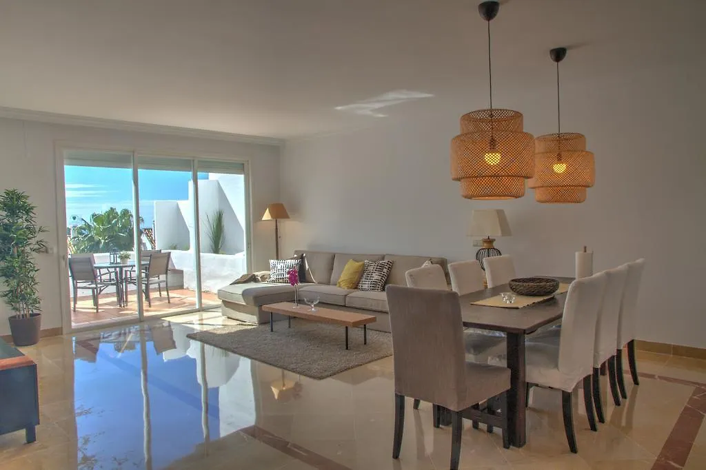 Vista Golf Luxury & Sea View Apartment Benahavis 0*,