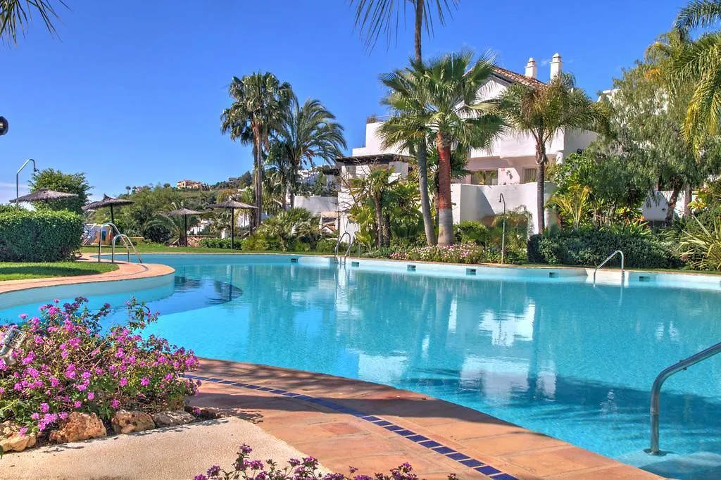 Vista Golf Luxury & Sea View Apartment Benahavis