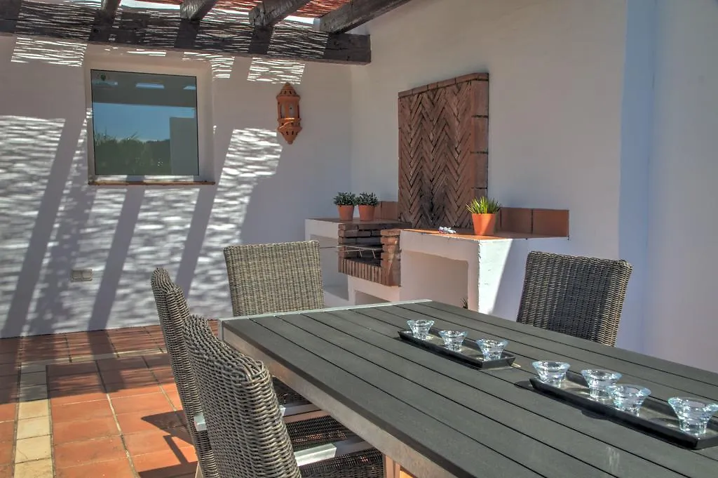 Vista Golf Luxury & Sea View Apartment Benahavis Spain