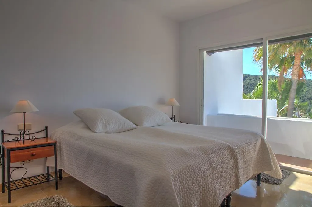 Vista Golf Luxury & Sea View Apartment Benahavis 0*,  Spain