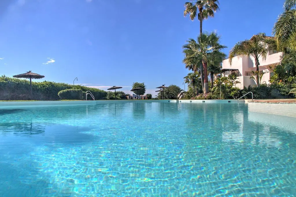 Vista Golf Luxury & Sea View Apartment Benahavis Spain